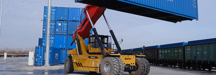 Контейнерный терминал Угли